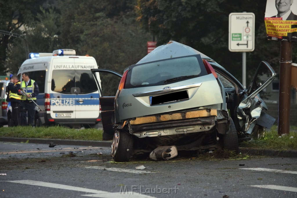 Schwerer VU Koeln Dellbrueck Bergisch Gladbacherstr Herler Ring P077.JPG - Miklos Laubert